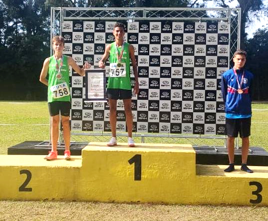 Atletismo da IENH conquista grandes resultados no Troféu Sogipa